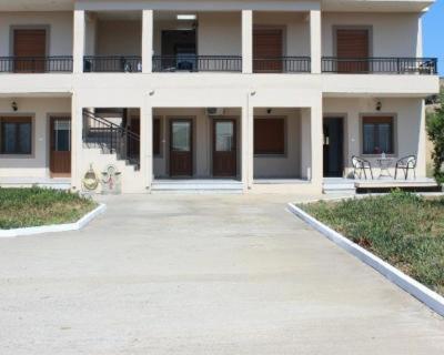 Vakis Apartments 5 Romanon Exterior photo